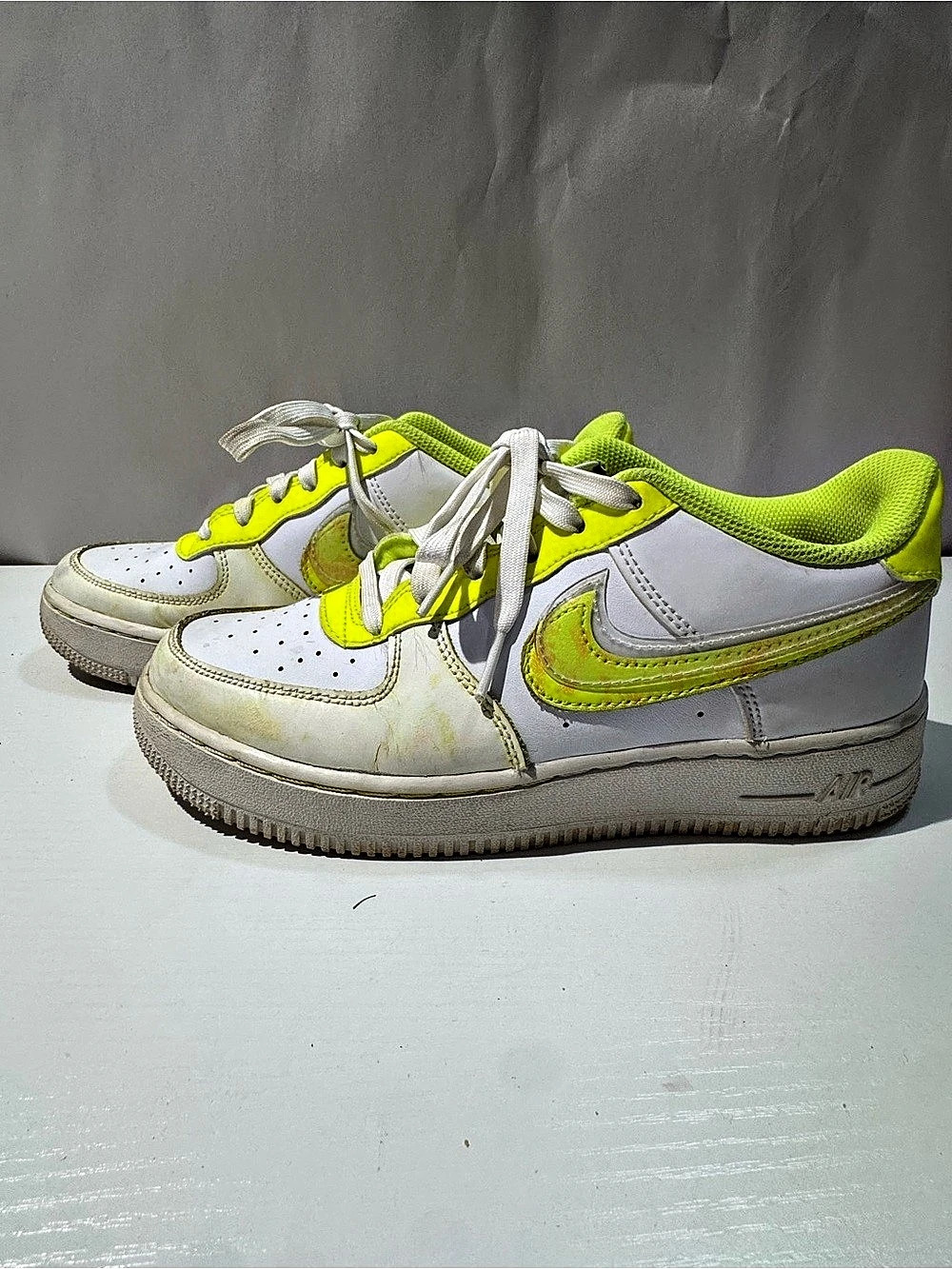 Nike Air Force 1 Low Sneakers White & Green US 6Y